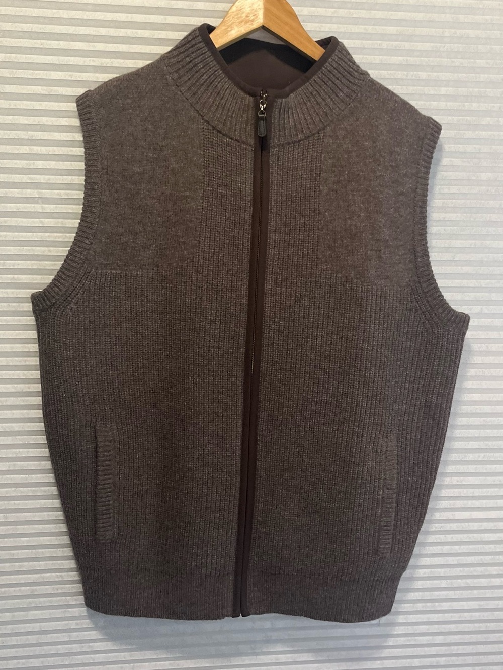 LLBean Men's Waterfowl Vest Merino Wool Men’s Size Large New with tags Brown